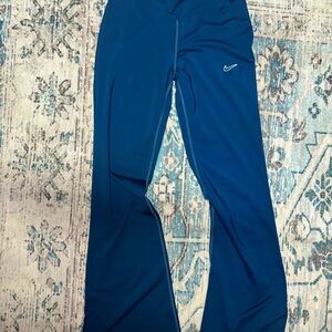 Nike Yoga Pants